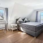 Haus Am Familie Frener Apartmán Pellworm