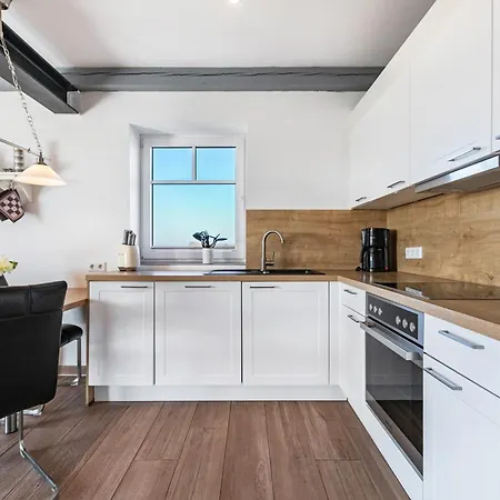 Haus Am Familie Frener 아파트